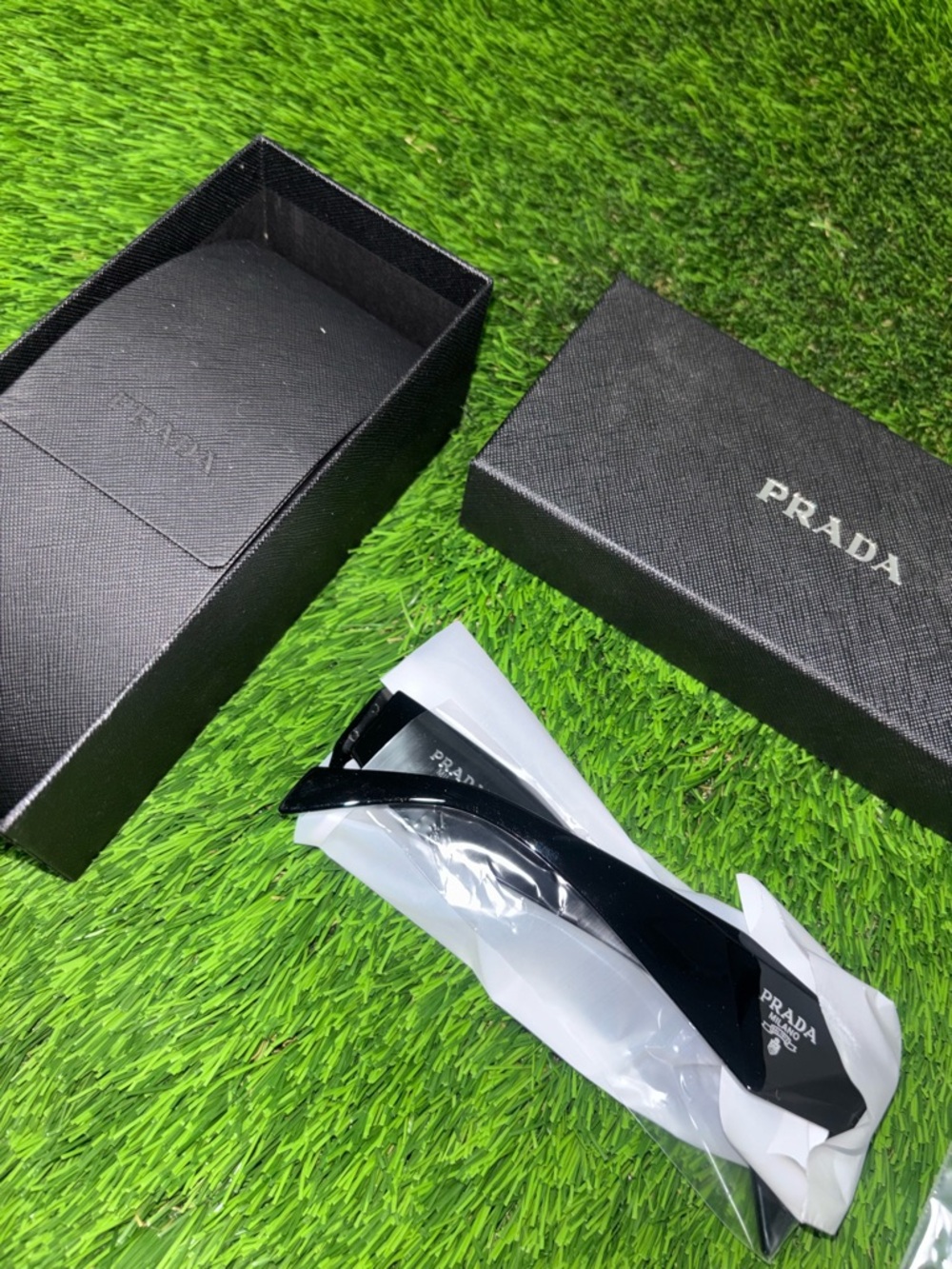 Prada Black Rectangular Sunglasses with Logo - Picture 9 of 14